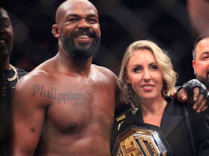 Jon Jones Wife Jessie Moses All We Know About the Couple
