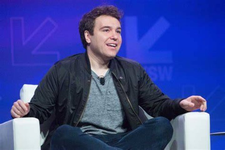 Jon Lovett &rsquo;04 reimagines media coverage of politics The Williams Record