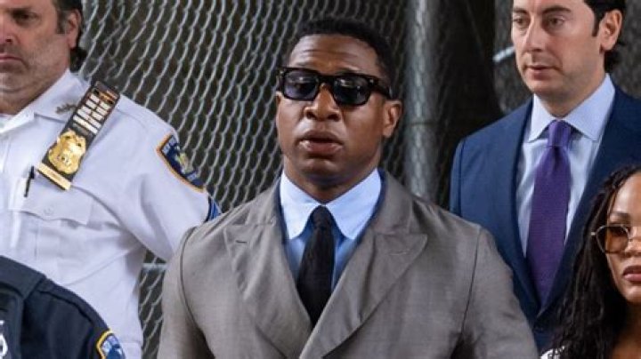 Jonathan Majors trial Prosecutors allege 'manipulative pattern' of