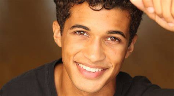 Jordan Fisher Trivia 15 unknown facts about the young singer, dancer