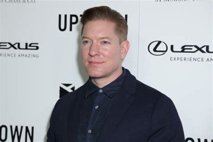 Joseph Sikora Net Worth, Bio, Height, Family, Age, Weight, Wiki 2023