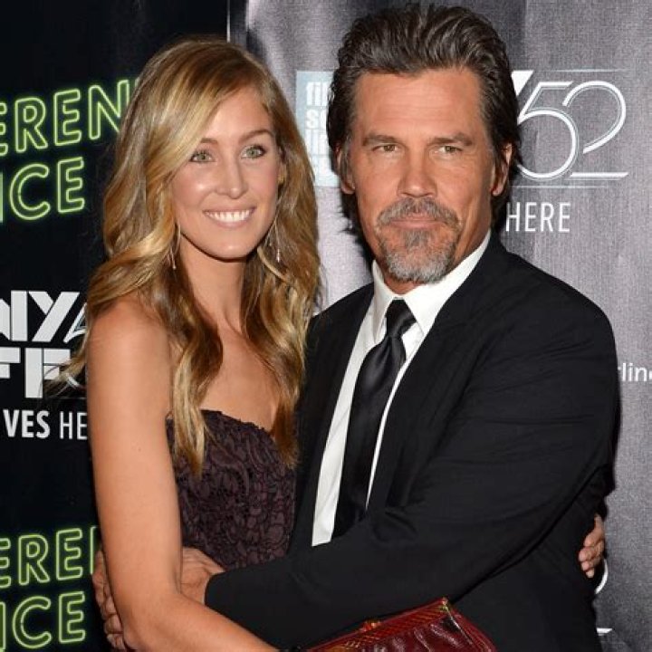 Josh Brolin and Wife Kathryn Expecting Second Child Together
