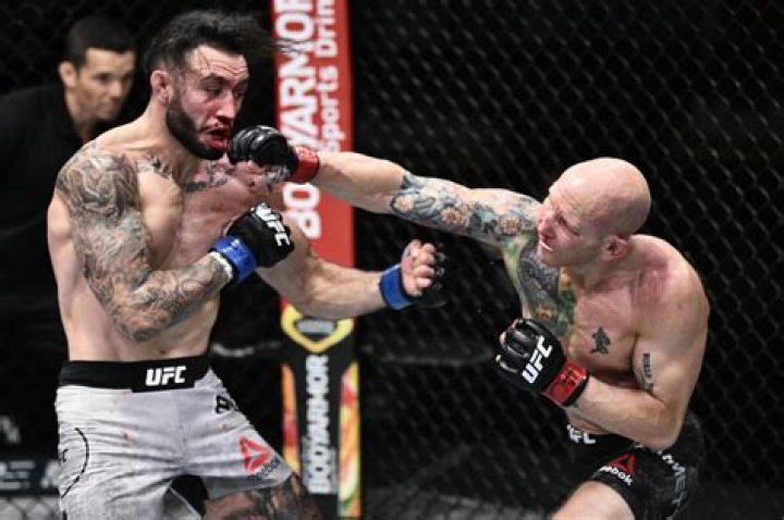 Josh Emmett describes fighting with shredded knee at UFC on ESPN 11