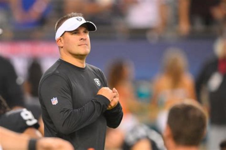 Josh McDaniels explains why studying Tom Brady film doesn&rsquo;t give you
