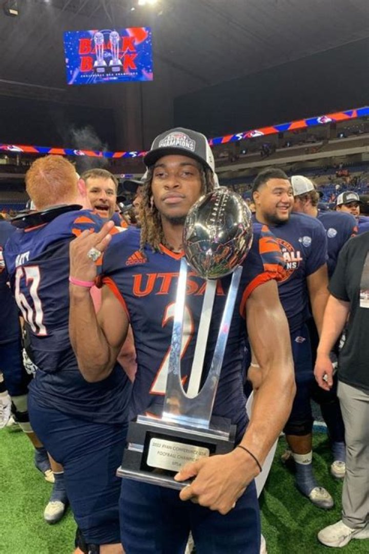 Joshua Cephus Brother Is He Related To Quintez Cephus?