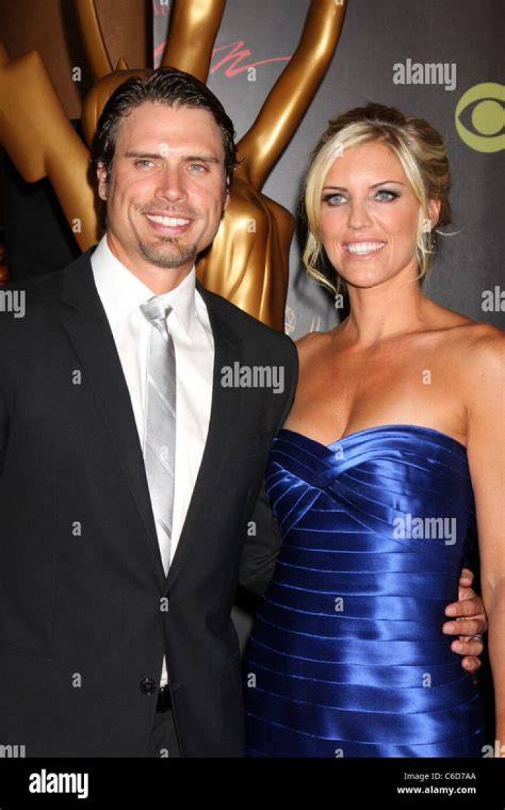 Joshua Morrow and his wife Tobe Keeney have 4 children. The happy
