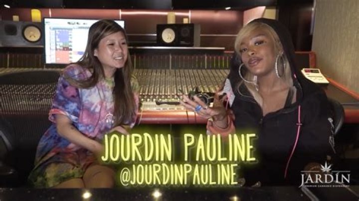 JOURDIN PAULINE on Twitter "In the hood I’m like Princess Diana 🥂 ️🔥"