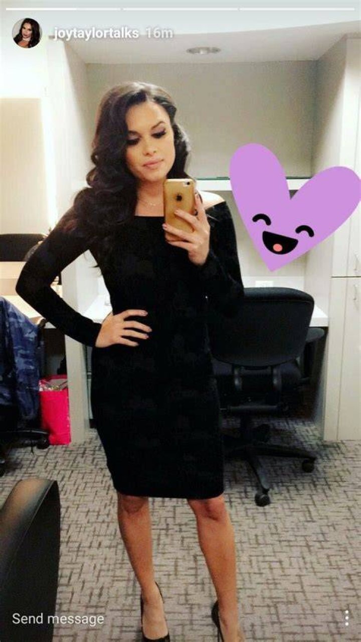 Joy Taylor In Black Dress Joy taylor, Joy, Taylor