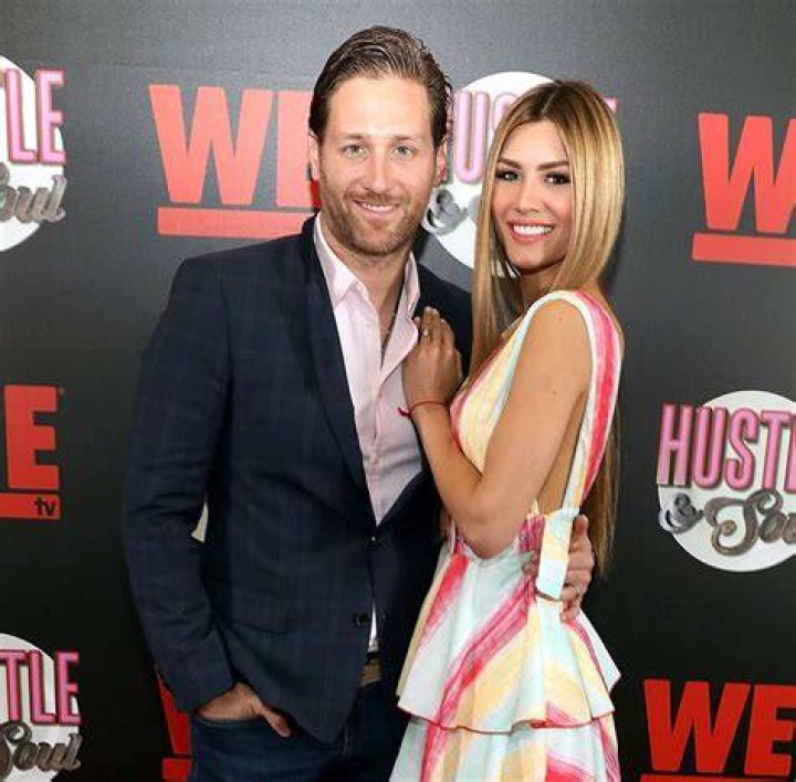 Juan Pablo Galavis Trying to &lsquo;Trick&rsquo; Wife Into Getting Pregnant UsWeekly