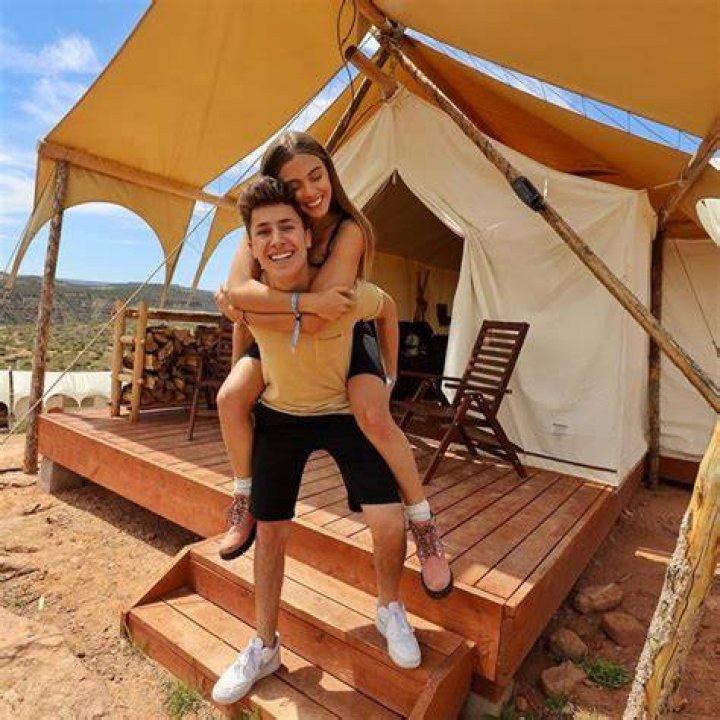 JuanPa Zurita and Carmella Rose are total relationship goals Photo 2