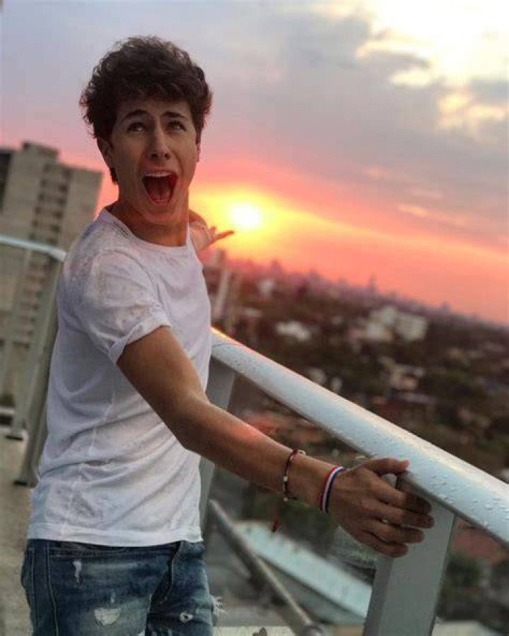Juanpa Zurita on Instagram “🦁”