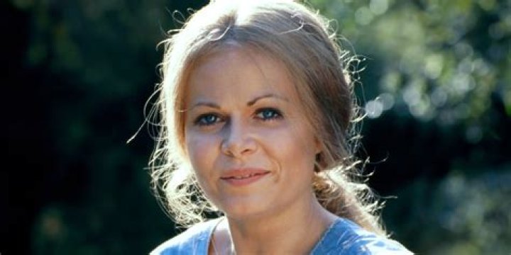 Julianna Farrait Biography Facts, Childhood, Family Life & Achievements