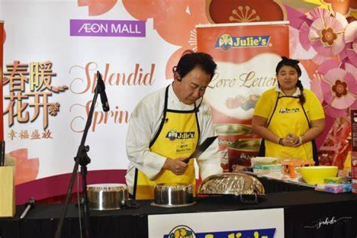 Julie&rsquo;s Collaborates with Celebrity Chef Martin Yan Introducing