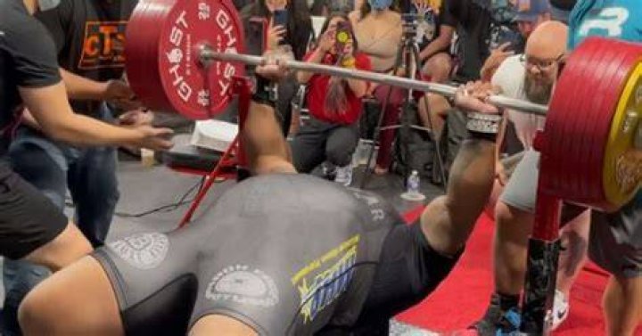 Julius Maddox Bench Presses 355kg (782.6lbs); Sets New World Record