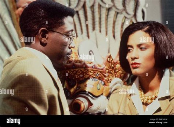 JUNGLE FEVER, from left, Wesley Snipes, Halle Berry, 1991, &copy;Universal