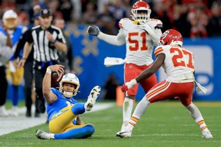 Justin Herbert shows off huge body transformation as LA Chargers
