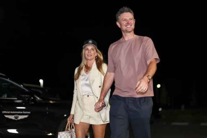 JUSTIN ROSE & HIS WIFE DO SOMETHING SPECIAL FOR GOLF New England dot Golf