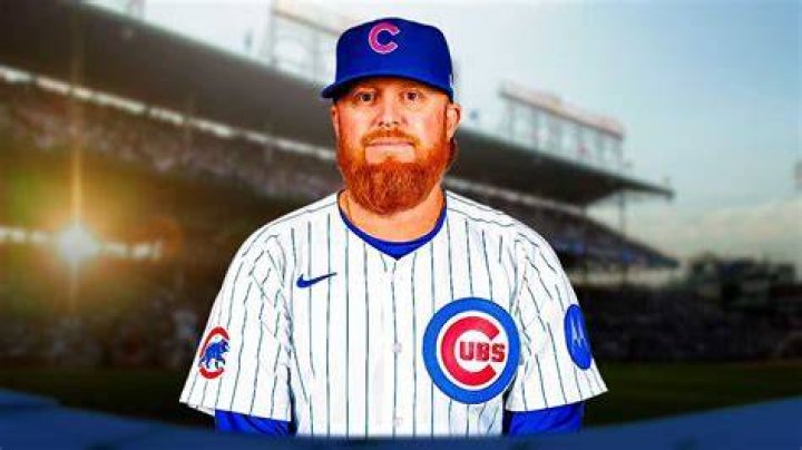 Justin Turner's wife Kourtney sums up sneaky best part of being a
