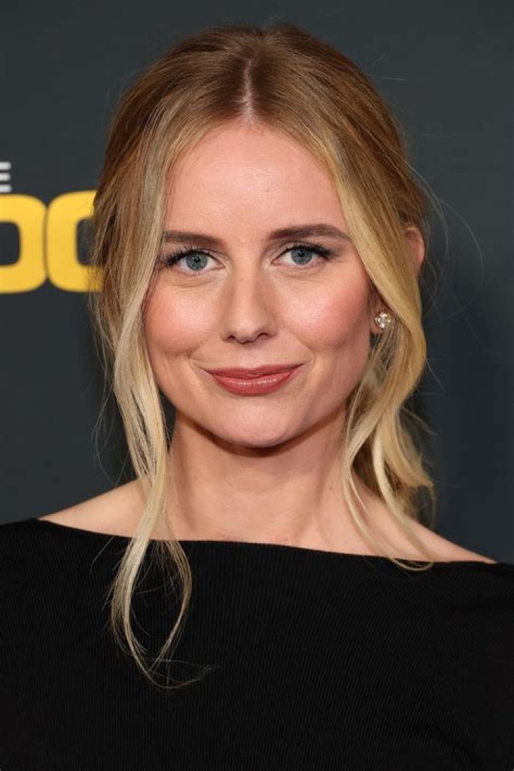 Justine Lupe
