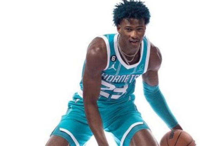 Kai Jones Says He&rsquo;d Beat Lebron James and Shaquille O&rsquo;Neal OneOnOne