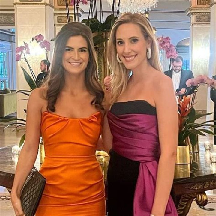 Kaitlan Collins on Instagram "Two days ago I was the middle seat on