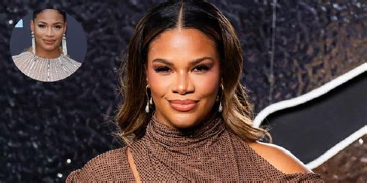 Kamie Crawford Net Worth, Age, Height, Weight, Early Life, Career, Bio