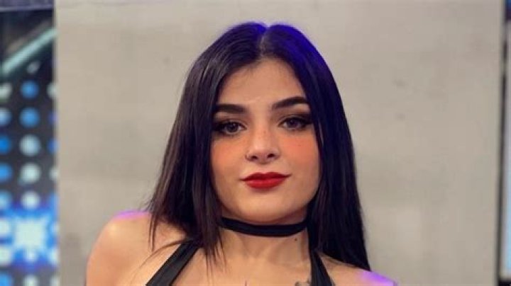 Karely Ruiz Fans