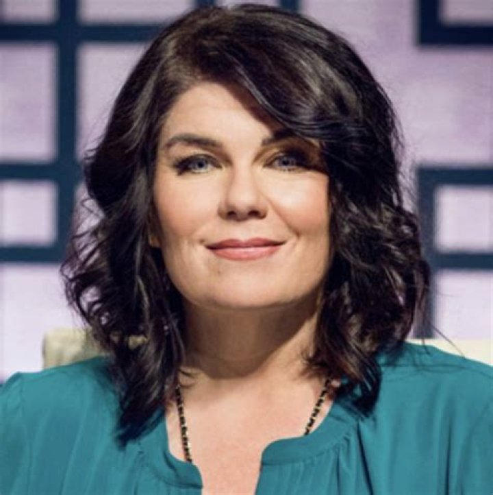 Karen Kilgariff Bio, Age, Teeth, Net Worth, Husband, Height and Stand Up