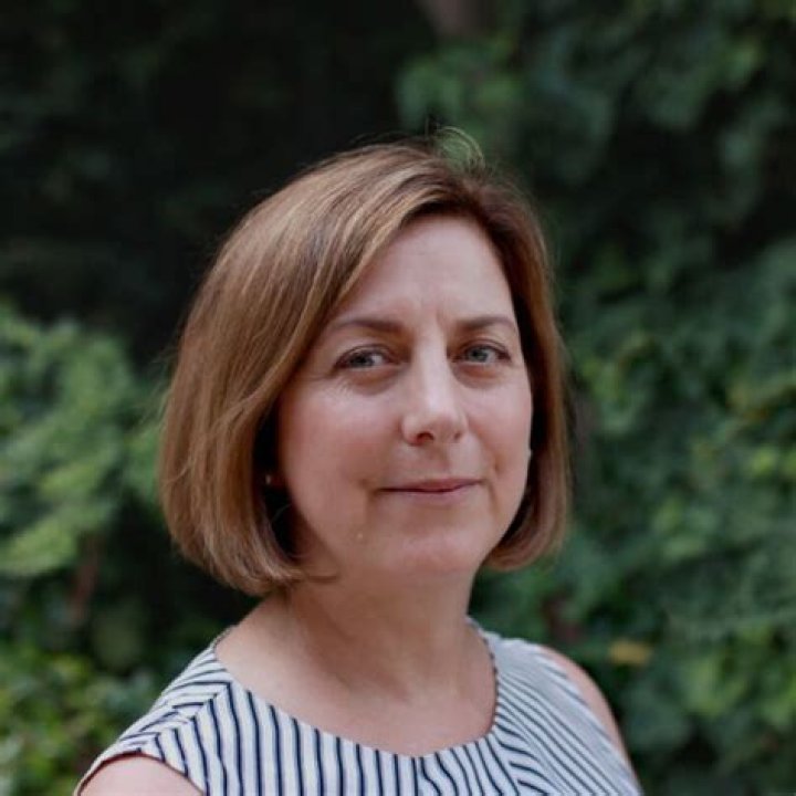 Karen KNIGHT Executive Officer Global Strategy and Advancement BBus
