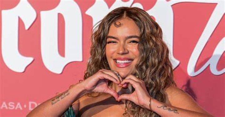 Karol G Hello (En Vivo / Live at Medusa 2018 Dallas, TX) YouTube