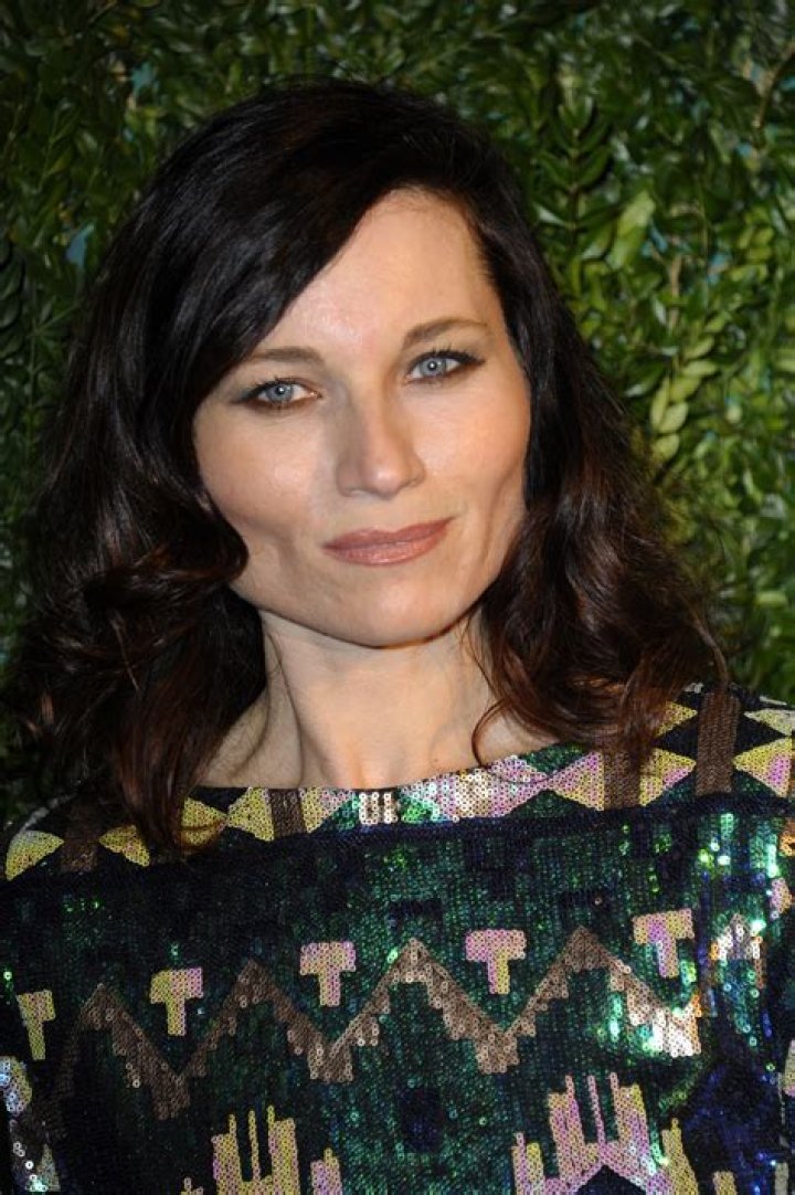 Kate Fleetwood Plastic Surgery How Is Her Jaw Line?