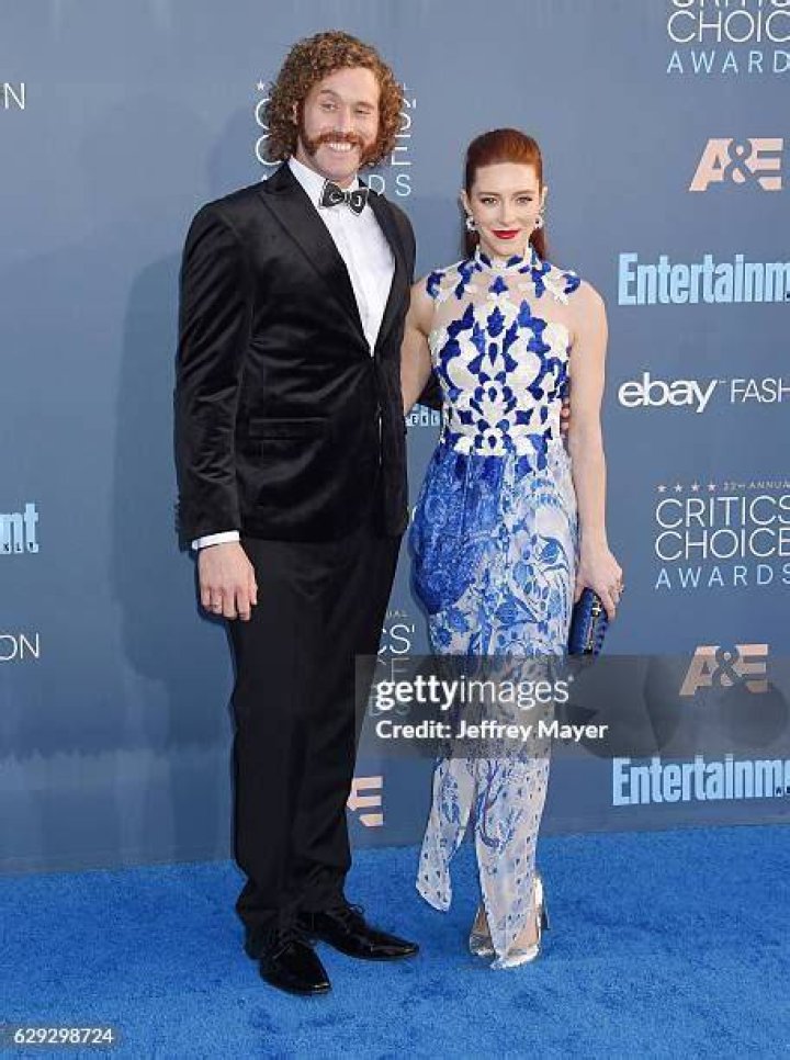 Kate Gorney's Age, Kids, Wiki. Who is T.J. Miller's Wife?
