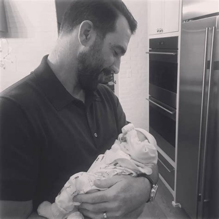 Kate Upton Breastfeeds Daughter in International Women's Day Selfie