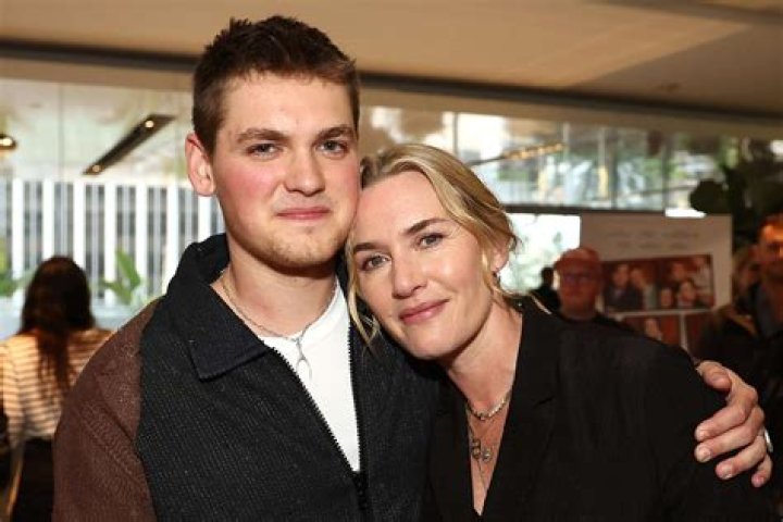 Kate Winslet says it was &lsquo;difficult&rsquo; to act opposite daughter Mia and