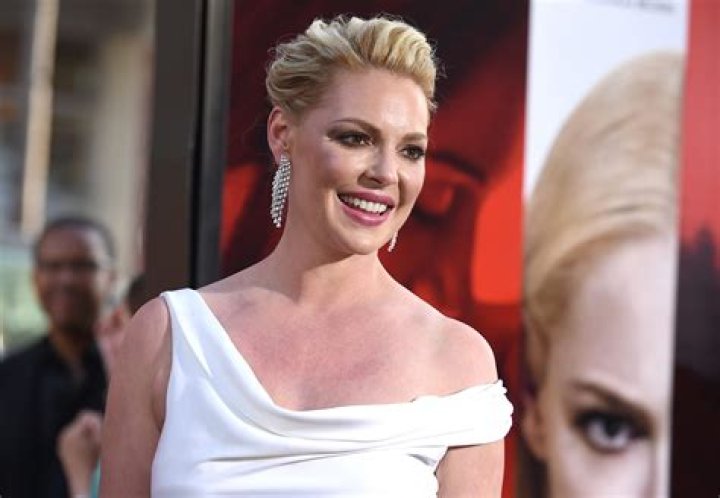 Katherine Heigl Bio, Age, Height, Family, Husband, Net worth, Movies