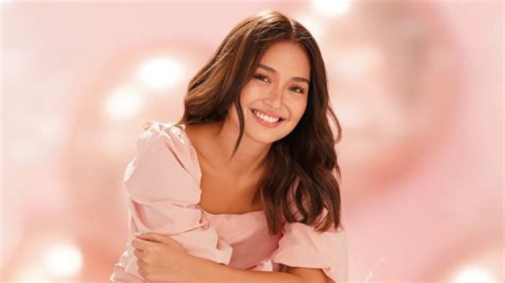Kathryn Bernardo Profile Images &mdash; The Movie Database (TMDB)