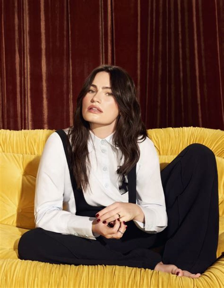 Kathryn Gallagher Plays Intimate Set at the W with TodayTix Presents