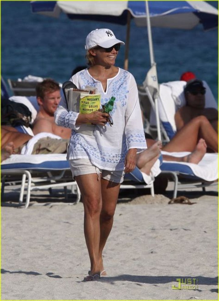 Katie Couric Miami Beach with Brooks Perlin! Photo 2515730 Bikini