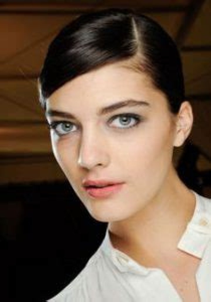 Katryn Kruger Height, Age and Weight CharmCelebrity