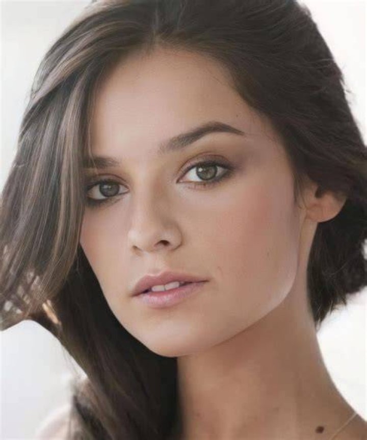 Katy Louise Saunders (Katy Louise Saunders) MyDramaList
