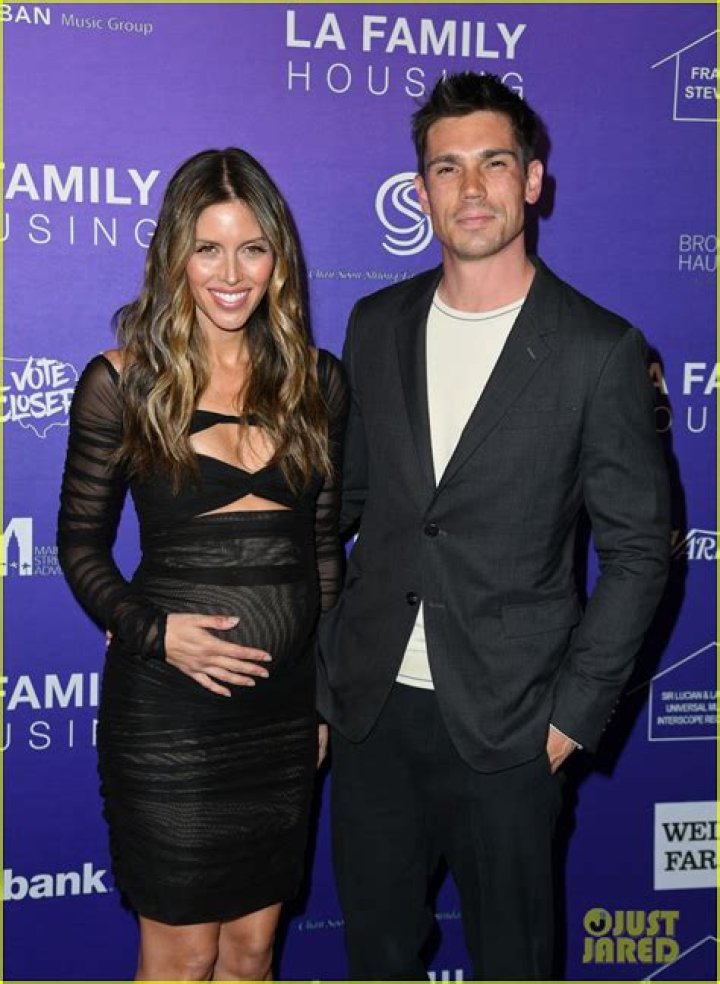 Kayla Ewell Second Child With Tanner Novlan Seven Weeks Early