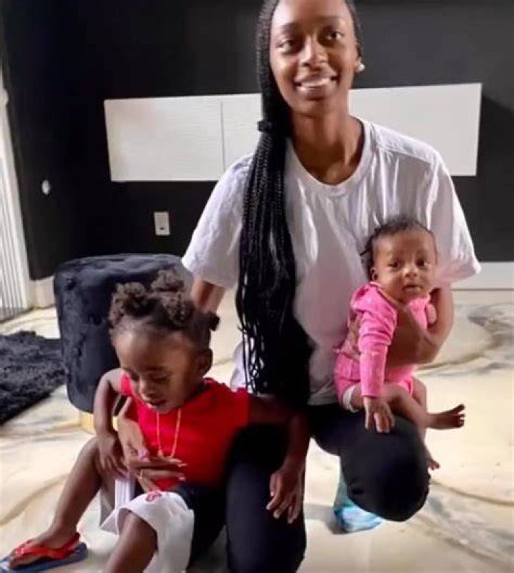 KAYLA NICOLE JONES PREGNANT & ENGAGED AT 19?! CARDI B BACK WITH OFFSET