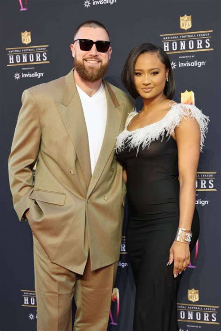 Kayla Nicole, NFL star Travis Kelce's girlfriend, rips Cam Newton over