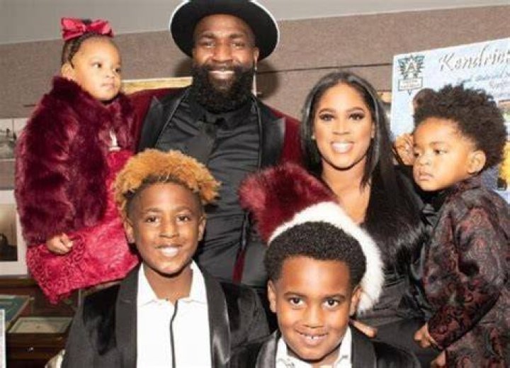 Kendrick Perkins Wife and Son Meet Vanity Perkins and Her Three Sons!