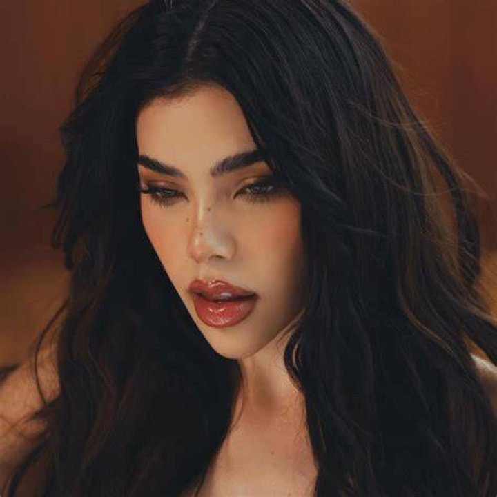 Kenia Os's Age, Bio, Net Worth, Career, Personal Life and FAQs