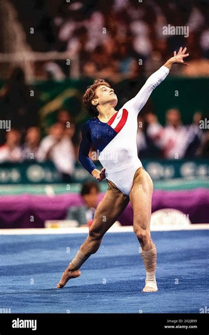 Kerri Strug / 'Magnificent Seven' US gymnastics team revisits 1996