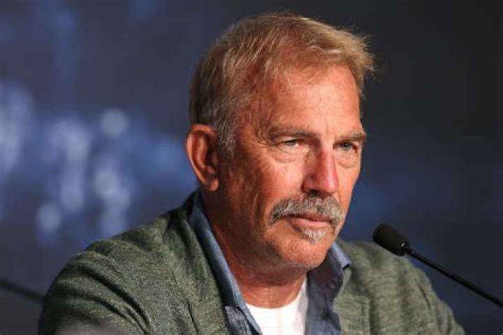 Kevin Costner Ethnicity, Nationality, Race, Family, Body measurements