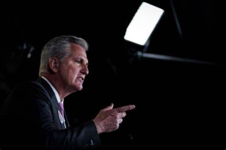 Kevin McCarthy Net Worth 2022 Bio, Age, Height, Weight, Wife, Kids