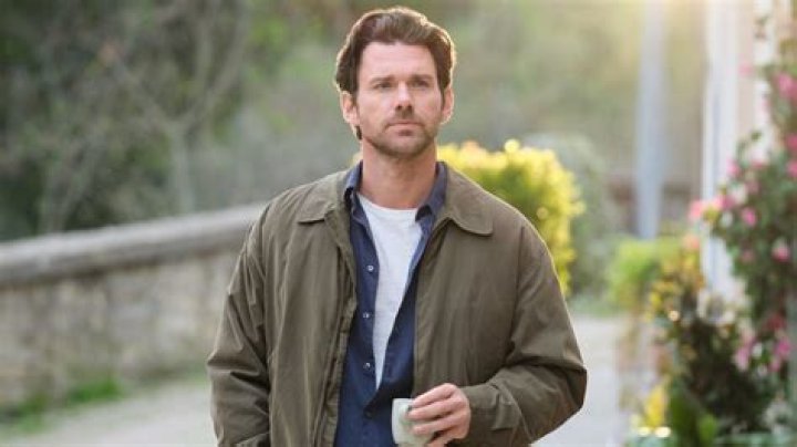 Kevin McGarry Actors, Hallmark tv, Handsome actors