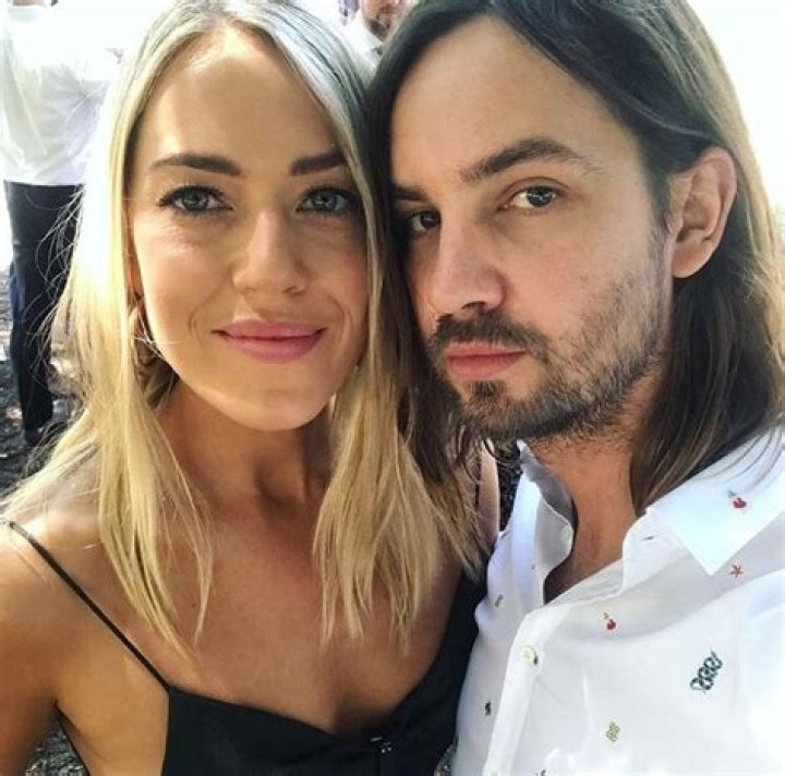 Kevin Parker 2023 Wife, net worth, tattoos, smoking & body facts Taddlr